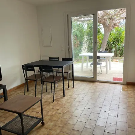 Entre Et Le Lavandou Apartament